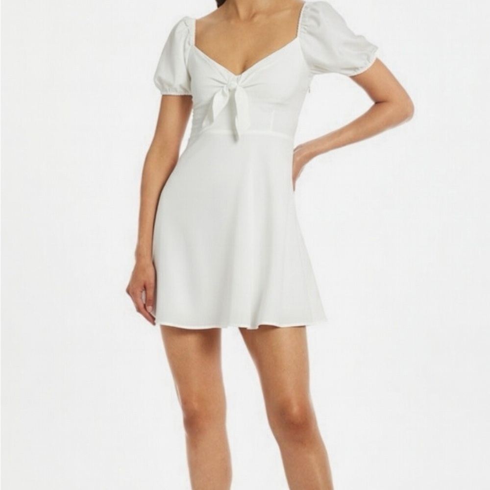 NWT Gianni Bini Ivy Tie Front Puff Sleeve Mini Dress